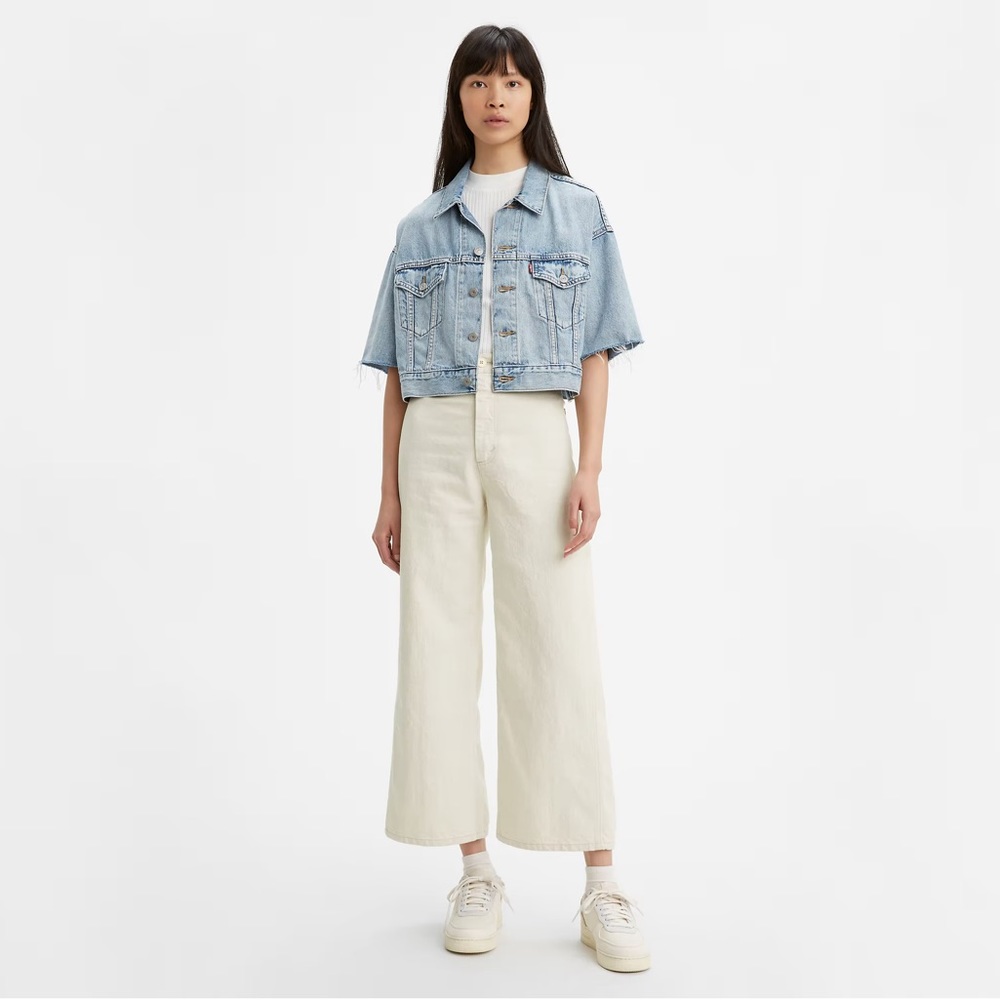 Levi’s Ribcage Wide Leg Crop Jeans